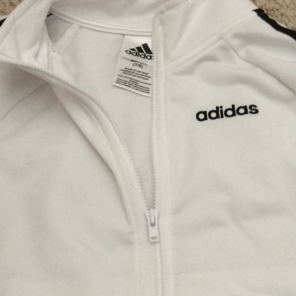 Adidas - Picture 2 of 4